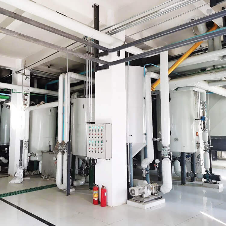 Переработка животного масла под отрицательным давлением