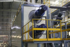 Машина для десульфуризации и рафинирования масла, полученного в результате пиролиза пластиковых отходов шин