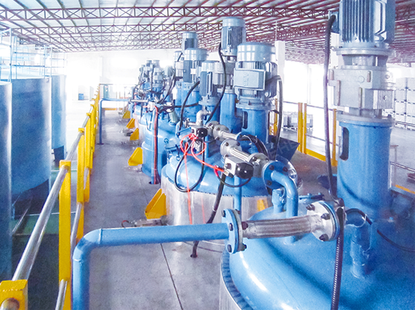 Производитель автоматической линии по производству смазочного масла